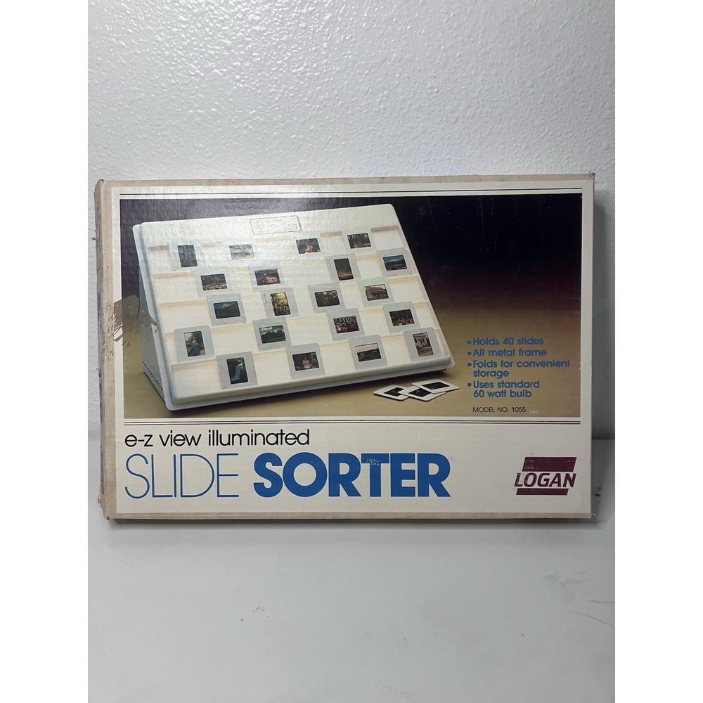Vintage Logan #1055 E-Z View Illuminated Slide Sorter 40 Slides Open box